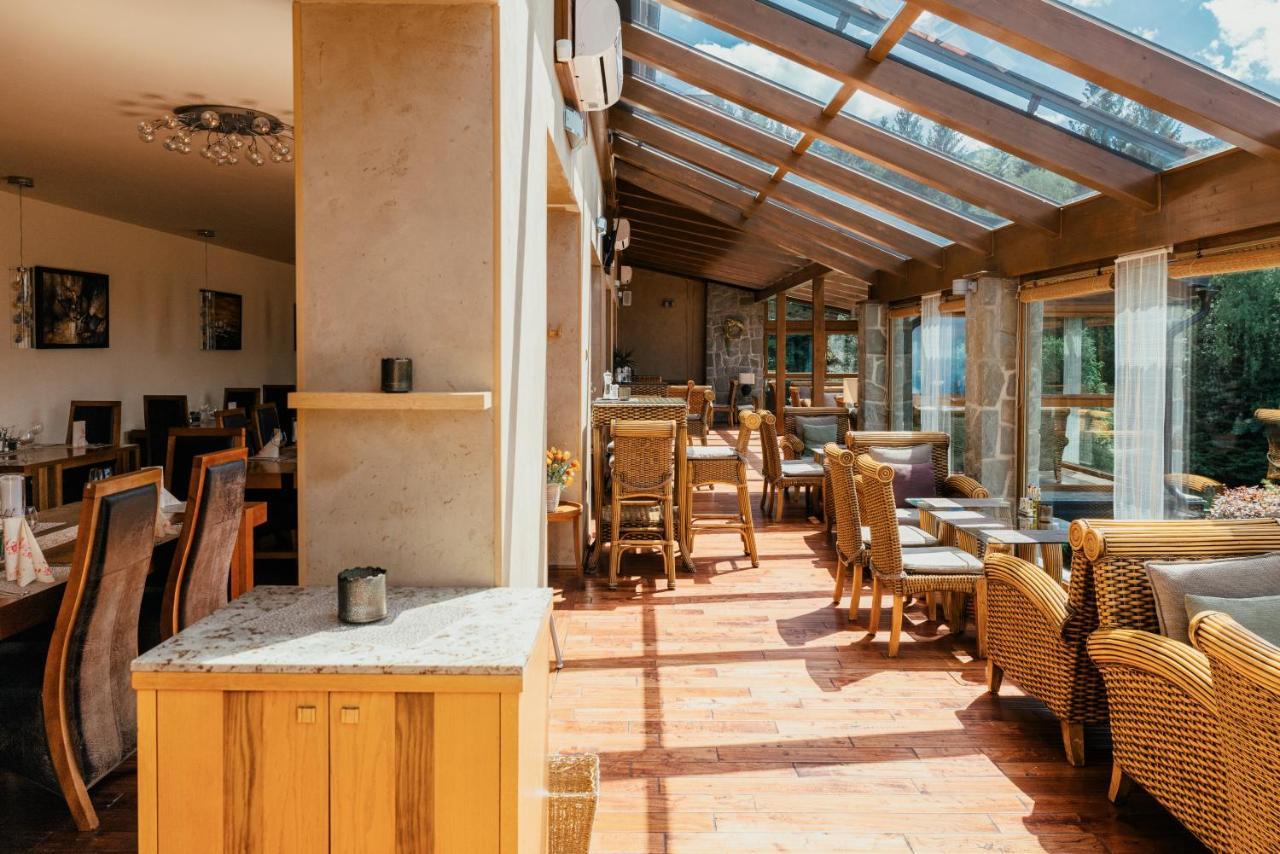 Hotel Troyer Trojanovice Ngoại thất bức ảnh