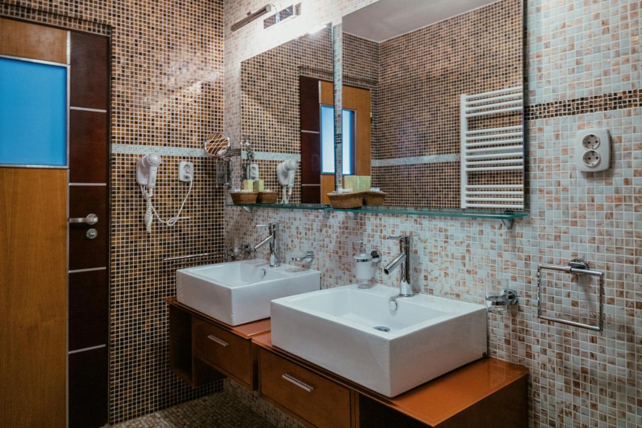 Hotel Troyer Trojanovice Ngoại thất bức ảnh